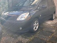 Gebraucht Toyota Verso 110 PS (80 kW) 2012 Schwarz Van / Kleinbus