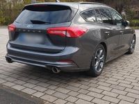 gebraucht Ford Focus Turnier 1.5 EcoBoost Start-Stopp-System ST-LINE