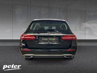 Gebraucht Mercedes E220 Avantgarde 200 PS (147 kW) 2022 Metalliclack obsidianschwarz Kombi