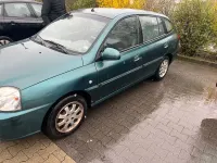 Usata Kia Rio 82 CV (60 kW) 2004 Verde Berlina