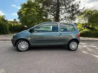 Gebraucht Renault Twingo 58 PS (42 kW) 2005 Grün Kleinwagen