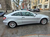 Gebraucht Mercedes C220 150 PS (110 kW) 2004 Grau Limousine