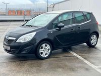 Gebraucht Opel Meriva Design Edition 120 PS (88 kW) 2011 Saphirschwarz mineraleffekt Van / Kleinbus