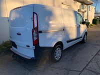 Gebraucht Ford Transit Custom Trend 131 PS (96 kW) 2018 Weiß Van / Kleinbus