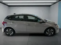 Gebraucht Hyundai i20 2022 Braun Kleinwagen