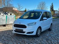 Gebraucht Ford Tourneo Courier 95 PS (69 kW) 2016 Weiß Van / Kleinbus