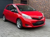 Gebraucht Toyota Yaris 69 PS (50 kW) 2012 Rot Kleinwagen