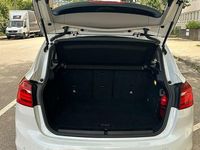 Gebraucht BMW 220 Active Tourer 192 PS (141 kW) 2016 Weiß Van / Kleinbus