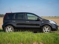 Second-hand Nissan Note 110 CP (80 kW) 2011 Negru Hatchback
