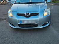 Gebraucht Toyota Auris 124 PS (91 kW) 2009 Grün Kleinwagen