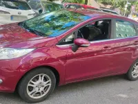 Gebraucht Ford Fiesta Titanium 85 PS (62 kW) 2013 Rot Kleinwagen