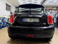 Gebraucht Mini ONE 102 PS (75 kW) 2017 Schwarz Kleinwagen