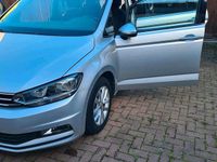 Gebraucht VW Touran 150 PS (110 kW) 2016 Silber Van / Kleinbus