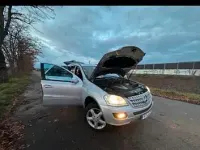 Gebraucht Mercedes ML320 224 PS (164 kW) 2006 Grau SUV