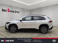 Gebraucht Toyota Corolla Cross Basis 197 PS (144 kW) 2023 Weiß SUV