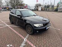 Gebraucht BMW 118 120 PS (88 kW) 2007 Schwarz Kleinwagen