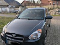 Gebraucht Hyundai Accent 97 PS (71 kW) 2007 Grau Kleinwagen