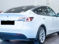 Usata Tesla Model Y RWD 255 kW (347 CV) 2023 Bianco SUV