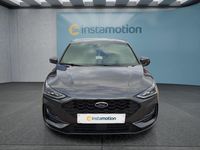 Neu Ford Focus 125 PS (91 kW) 2025 Grau Limousine