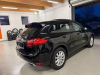 Gebraucht Porsche Cayenne 245 PS (180 kW) 2012 Schwarz SUV