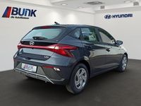 Neu Hyundai i20 Select 79 PS (58 kW) 2025 Aurora grey Limousine