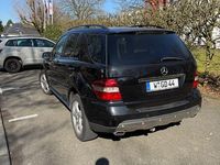 Gebraucht Mercedes ML280 190 PS (139 kW) 2008 Schwarz SUV