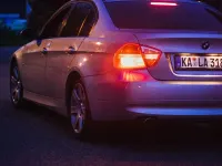 Gebraucht BMW 318 129 PS (94 kW) 2005 Grau Limousine