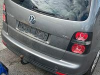 Gebraucht VW Touran 140 PS (102 kW) 2009 Silber Van / Kleinbus