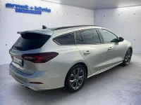 Gebraucht Ford Focus ST-Line X 155 PS (114 kW) 2025 Moondust silber metallic Kombi