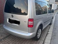 Gebraucht VW Caddy Highline 102 PS (75 kW) 2013 Grau Van / Kleinbus