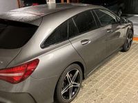 gebraucht Mercedes CLA200 Shooting Brake CLA 200 d 4Matic AMG Line 2. Hand