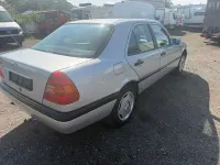 Gebraucht Mercedes C180 122 PS (89 kW) 1994 Limousine