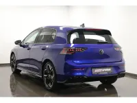 Gebraucht VW Golf VIII R-line 150 PS (110 kW) 2026 Blau Limousine