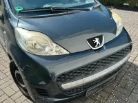 Gebraucht Peugeot 107 68 PS (50 kW) 2010 Grau Kleinwagen