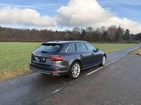 Używany Audi A4 S-Line 252 KM (185 kW) 2018 Szary Kombi