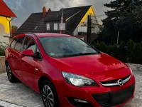 Gebraucht Opel Astra 120 PS (88 kW) 2014 Rot Kombi