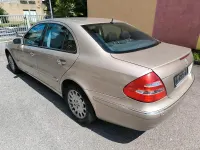 Gebraucht Mercedes E200 163 PS (119 kW) 2006 Gold Limousine