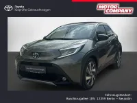 Gebraucht Toyota Aygo X X-plore 72 PS (52 kW) 2022 Cardamon green metallic/ night sky black SUV