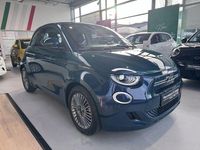 Neu Fiat 500 65 PS (47 kW) 2025 Grün Limousine