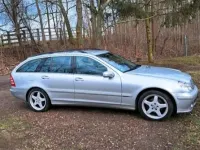 Gebraucht Mercedes C220 Avantgarde 150 PS (110 kW) 2004 Silber Kombi