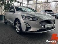 Gebraucht Ford Focus Cool & Connect 120 PS (88 kW) 2020 Silber Kombi