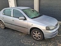 Gebraucht Opel Astra 84 PS (61 kW) 2003 Silber Coupé
