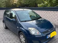 Gebraucht Ford Fiesta 70 PS (51 kW) 2008 Blau Kleinwagen