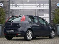 Gebraucht Fiat Punto 86 PS (63 kW) 2011 Blau Kleinwagen