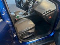 Gebraucht Ford Focus 100 PS (73 kW) 2014 Blau Limousine