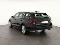 Gebraucht Skoda Octavia Scout 150 PS (110 kW) 2022 Deep black perleffect (metallic) Kombi