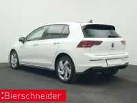 Gebraucht VW Golf VIII Style 272 PS (200 kW) 2025 Weiss Limousine