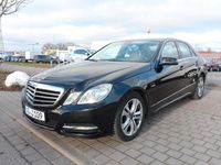 Gebraucht Mercedes E200 Avantgarde 136 PS (100 kW) 2011 Schwarz Limousine