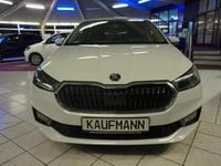 Gebraucht Skoda 110 R Style 110 PS (80 kW) 2023 Moonweiss Limousine