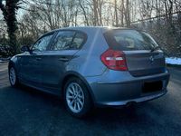 Gebraucht BMW 116 122 PS (89 kW) 2008 Grau Kleinwagen